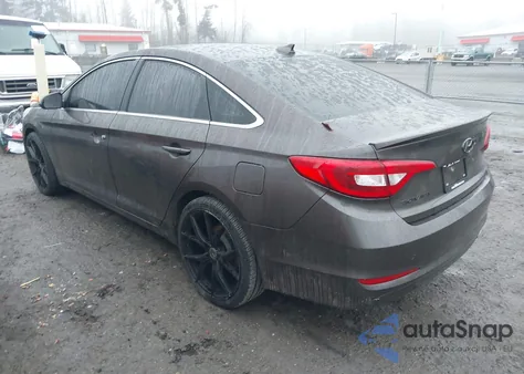 2016 Hyundai Sonata z USA, uszkodzony, nr VIN 5NPE24AF7GH408308